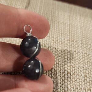 Elegant Silver and Black Double Bead Pendant